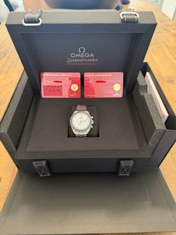 Omega Speedmaster Moonwatch Professional / White Dial - Sapphire Crystal