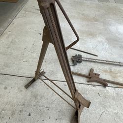 Vintage Auto Jacks