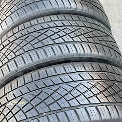 4 Continental ExtremeContact DWS 06 Plus 235/40/19 ( 96 W )