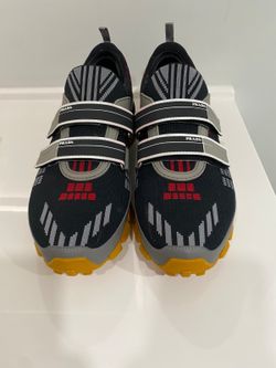 Designer Cross Section / Cloudbust Knit Sneaker