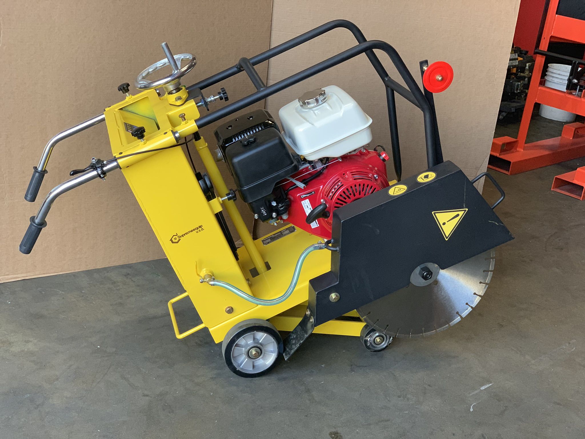 18” Concrete Saw With GX390 Honda Engine New 2550.00