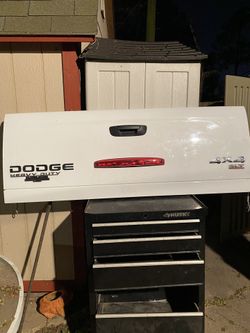 Dodge heavy duty tailgate