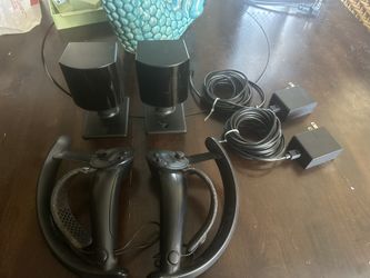 Valve Index Controllers , Two Valve Index Base Stations
