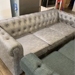Couch sit