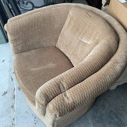 Swivel Chair 