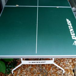 Dunlop Table Tennis Table Foldable L 6'.4"x W 3'.7"x H 2'.6"