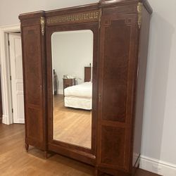 Large antique French armoire 
