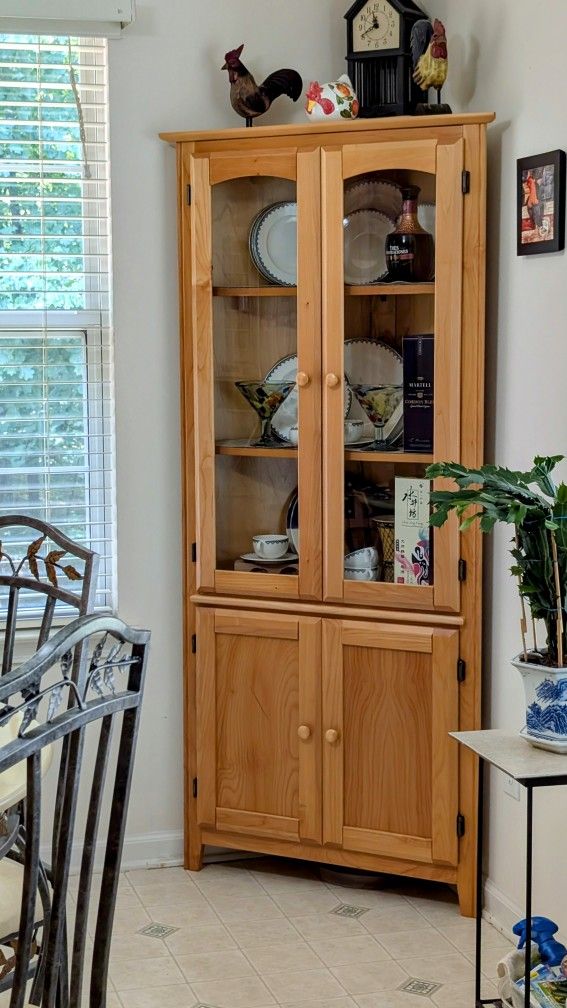 Corner Cabinet 