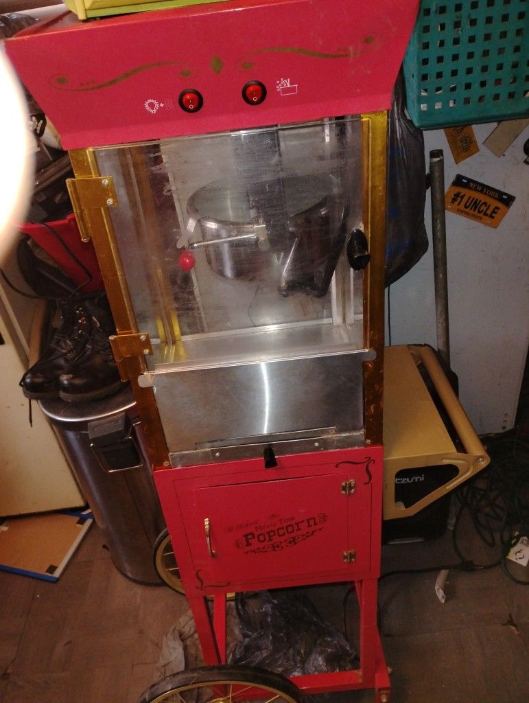 Popcorn Machine