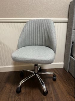 Desk/ Vanity chair