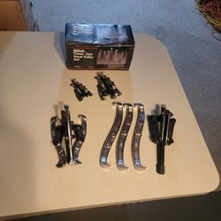 4 Brand New Allied Three Jaw Gear Puller Set. NEVER USED