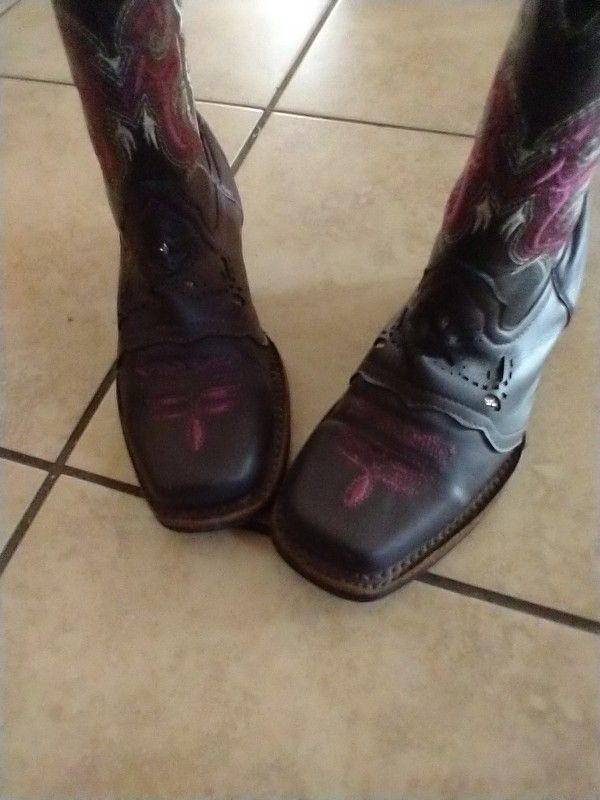 Girls Boots