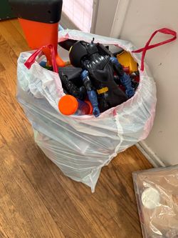Free Bag of Great Kids Toys nothing Broken
