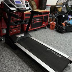 Sole F80 Working treadmill 