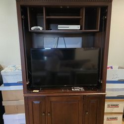 Entertainment Center Hutch