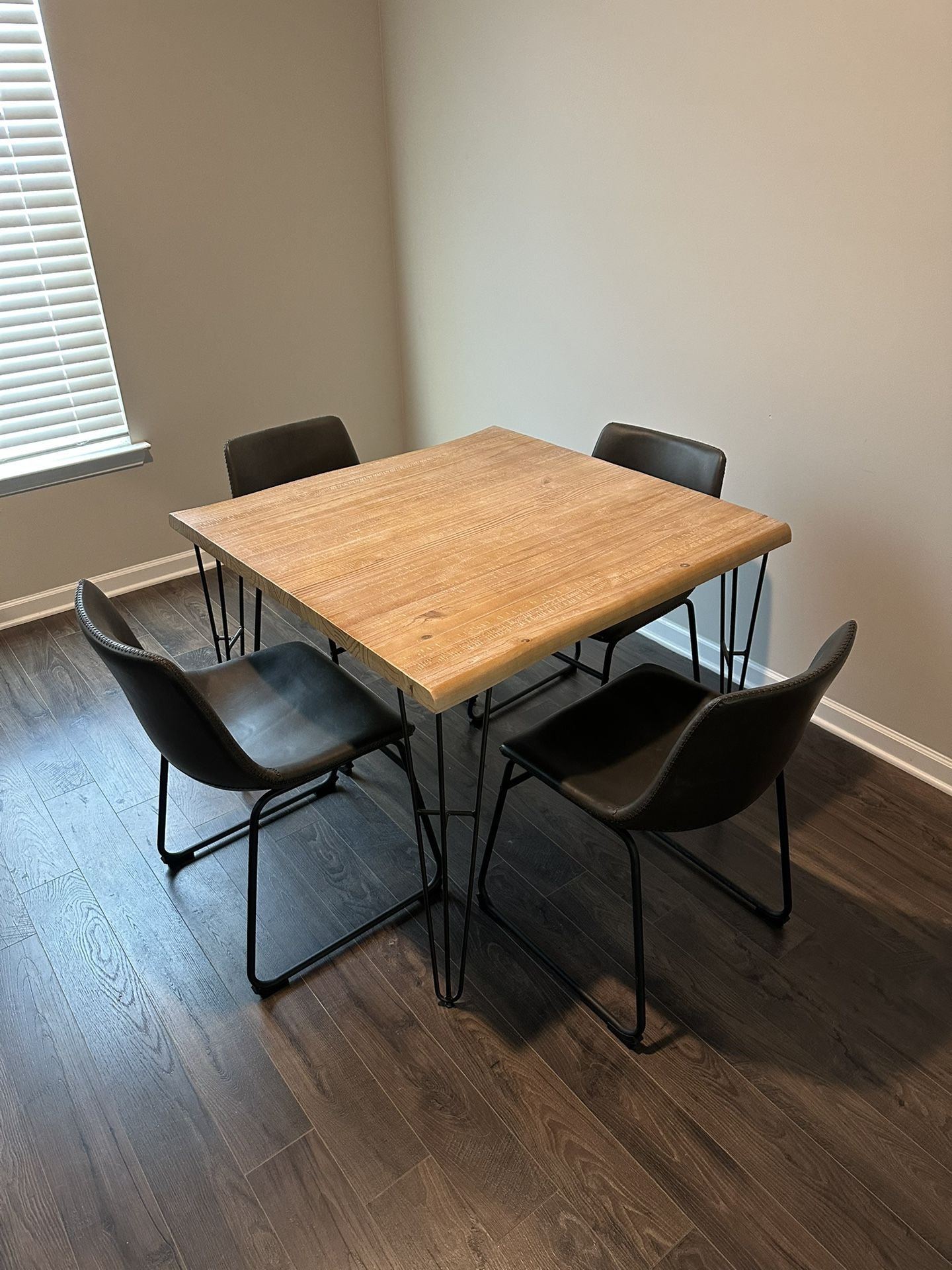 5-Piece Dining Set 