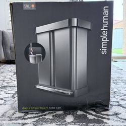 Simplehuman Trash bin- New, Few Dents