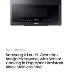 Samsung 2.1 cu. ft. Over-the-Range Microwave with Sensor Cooking in Fingerprint Resistant Black Stainless Steel
