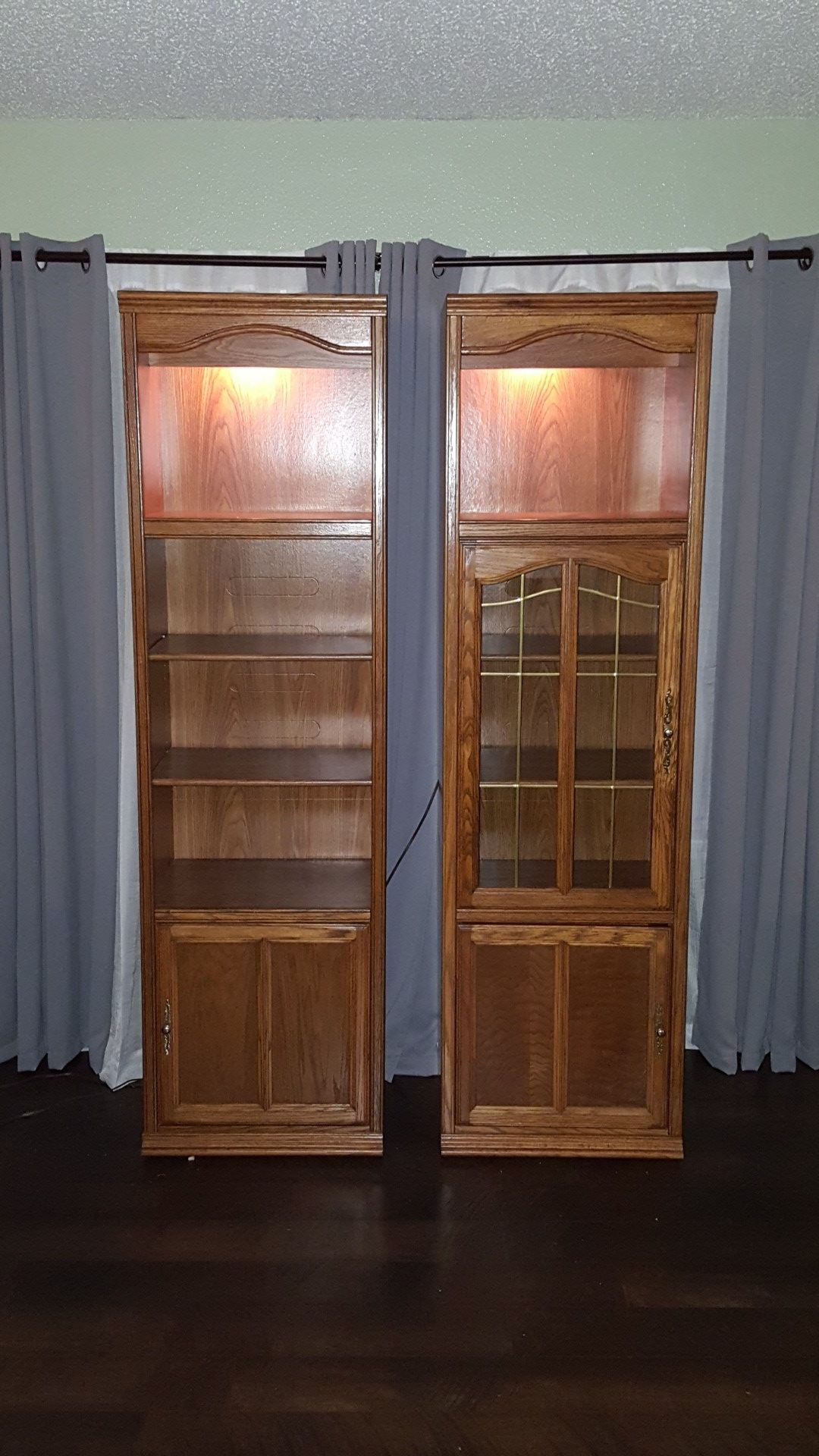 Entertainment center side shelving with lighting