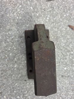 bench stake or tinsmith stake),