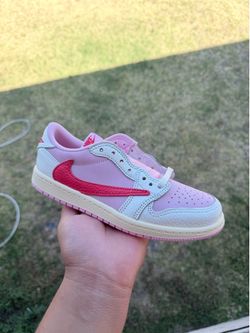 AJ 1Travis Scott Shoe Tropical Pink PS Size 3y