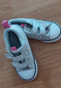 Converse size 10