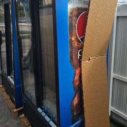 Glass Door Fridge True