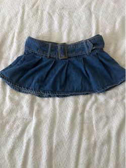 Size S mini skirt
