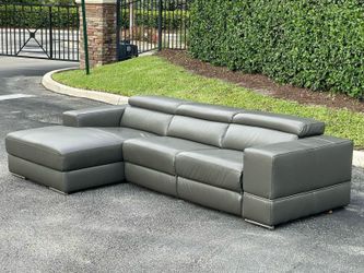 🛋️ Sectional Couch/Sofa - Electric Recliner - Leather - Delivery Available 🚛