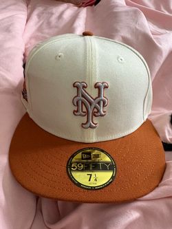 Fitted mlb hats size 71/4 like new