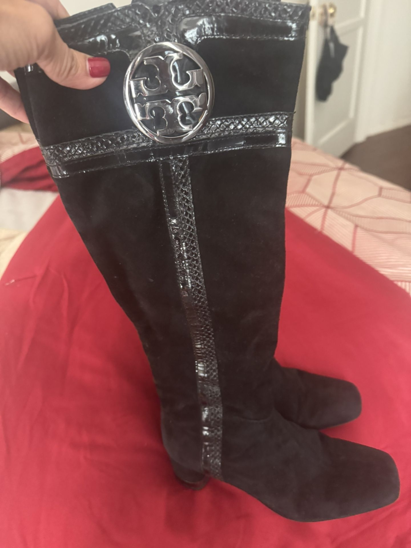 Tory Burch Suede Boots 6.1/2