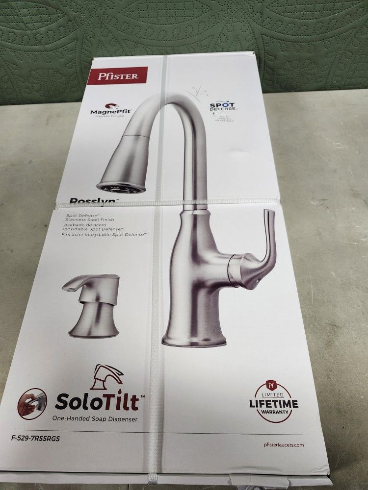 Single Handle Kitchen Faucet