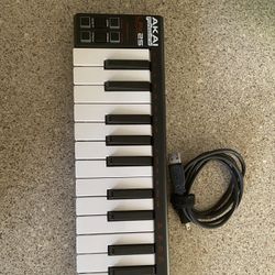 AKAI 25 Professional Keyboard 