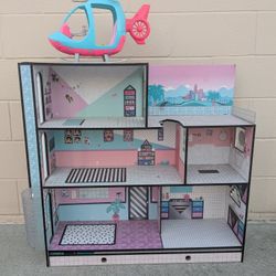 Doll House 