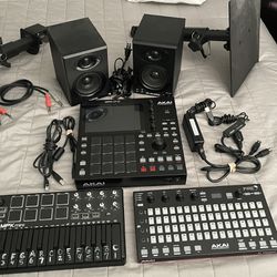 Beat Making Studio (Must see, Must Sell)!!!!