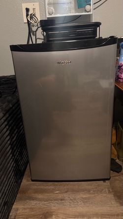 Whirlpool Mini Fridge
