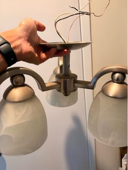 Free ceiling light fixture