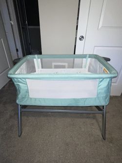 Dream On Me Bedside Bassinet