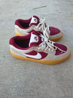 Nike SB Force 58 skate shoes. team red gum light brown size 7