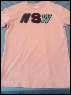 Nike NSW Fuzzy Logo T-Shirt Size Large 1250
