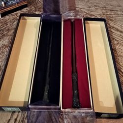 Harry Potter And Ron Weasley Magical Wands, Warner Brothers Entertainment 