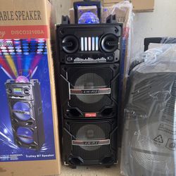 Wireless Speaker With Microphone/Dual 10” Woofer 