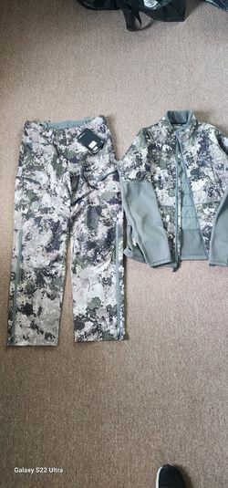 Cabelas Camo Pant & Jacket Vest