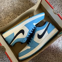 Air Jordan 1 Low UNC 