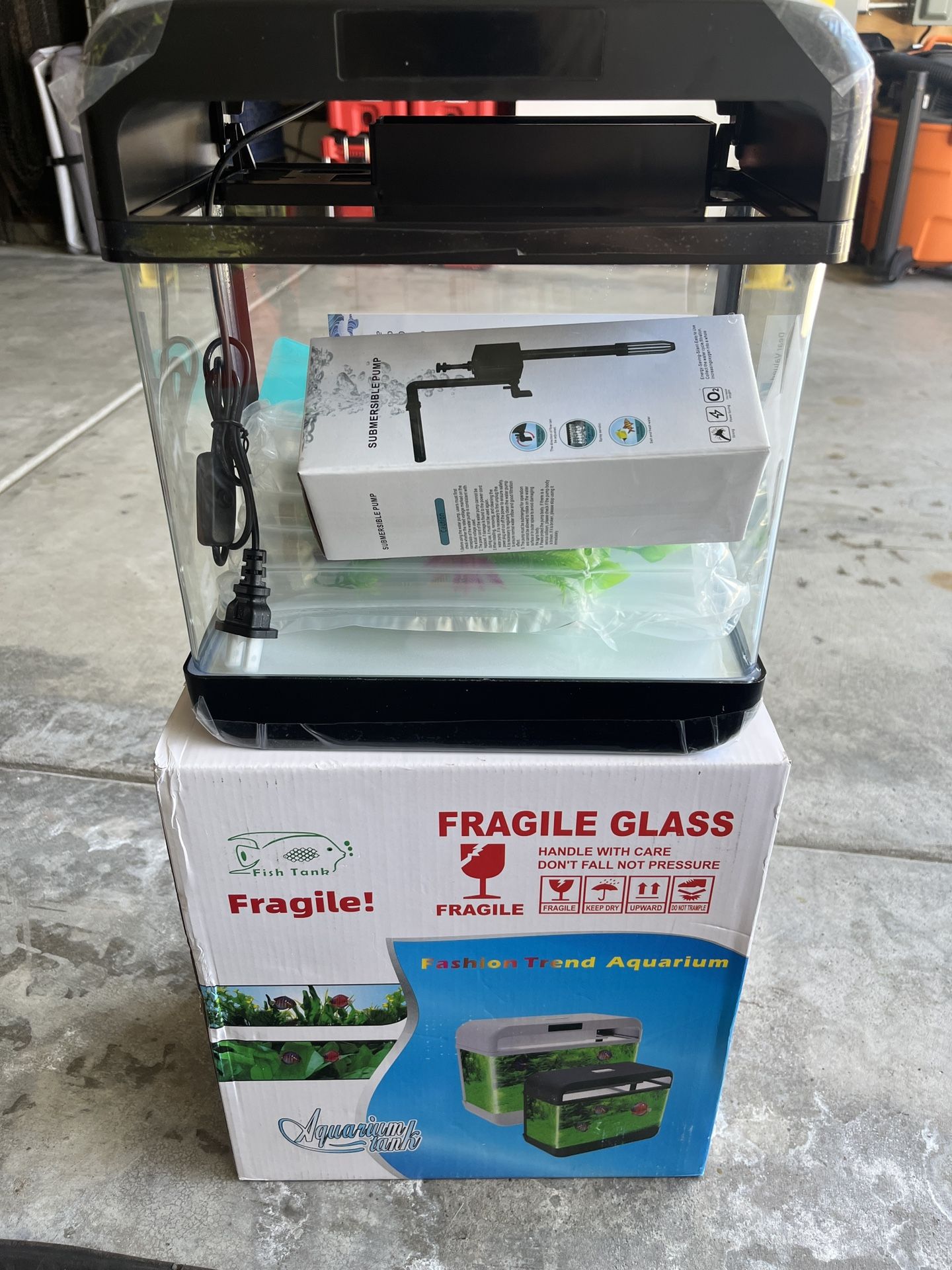 Fish Tank Aquarium 2.2 Gal Fish Bowl with Adjustable 3 Color Light 3 in 1 Pump with Filteration, Oxygenation, Water Circulation Triple Function, HD He