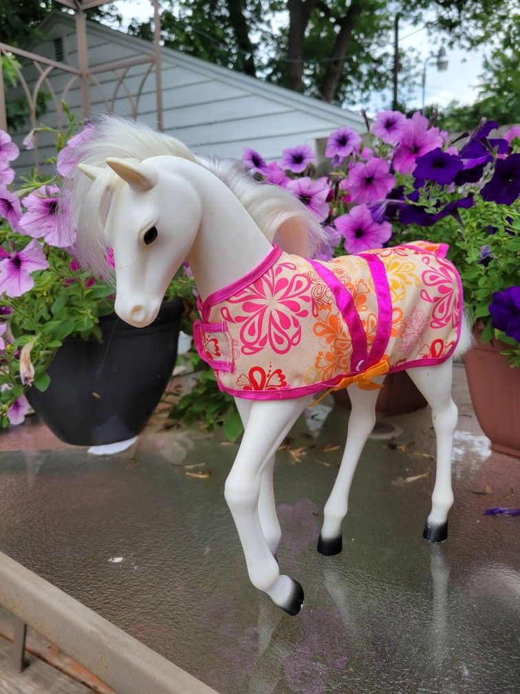 Battat Our Generation White Horse Lipizzaner Foal for 18" Inch Dolls