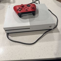 Xbox One And Controller