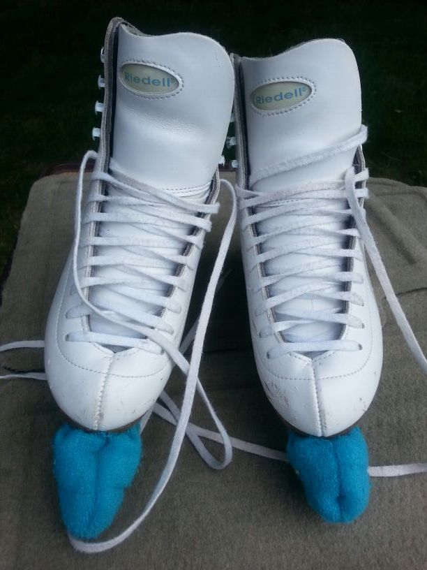 Riedell size 4 1/2 skates
