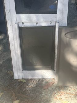Small doggie door