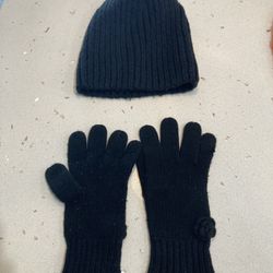 Black Beanie Hat & Gloves Set